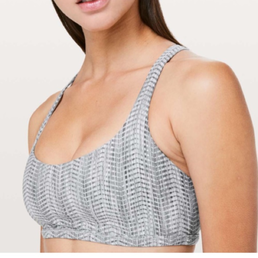 Lululemon Free to be *Wild* bra